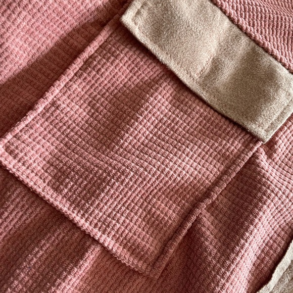 Longsleeve button up shirts very heavy Great for winter. - Picture 3 of 10